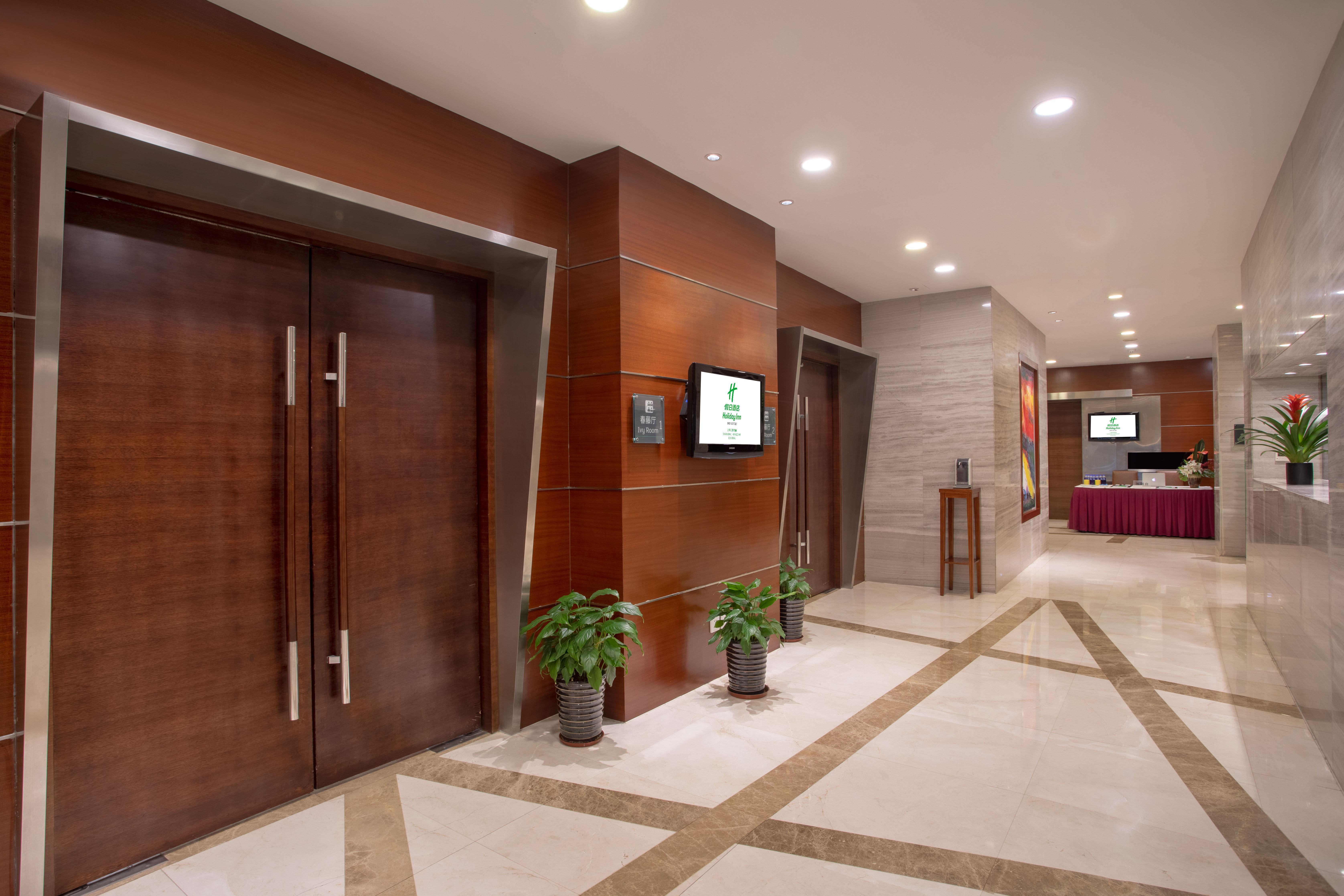 Holiday Inn Shanghai Hongqiao Central, An Ihg Hotel מראה חיצוני תמונה