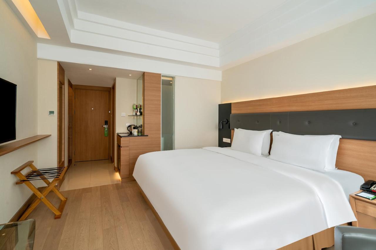 Holiday Inn Shanghai Hongqiao Central, An Ihg Hotel מראה חיצוני תמונה