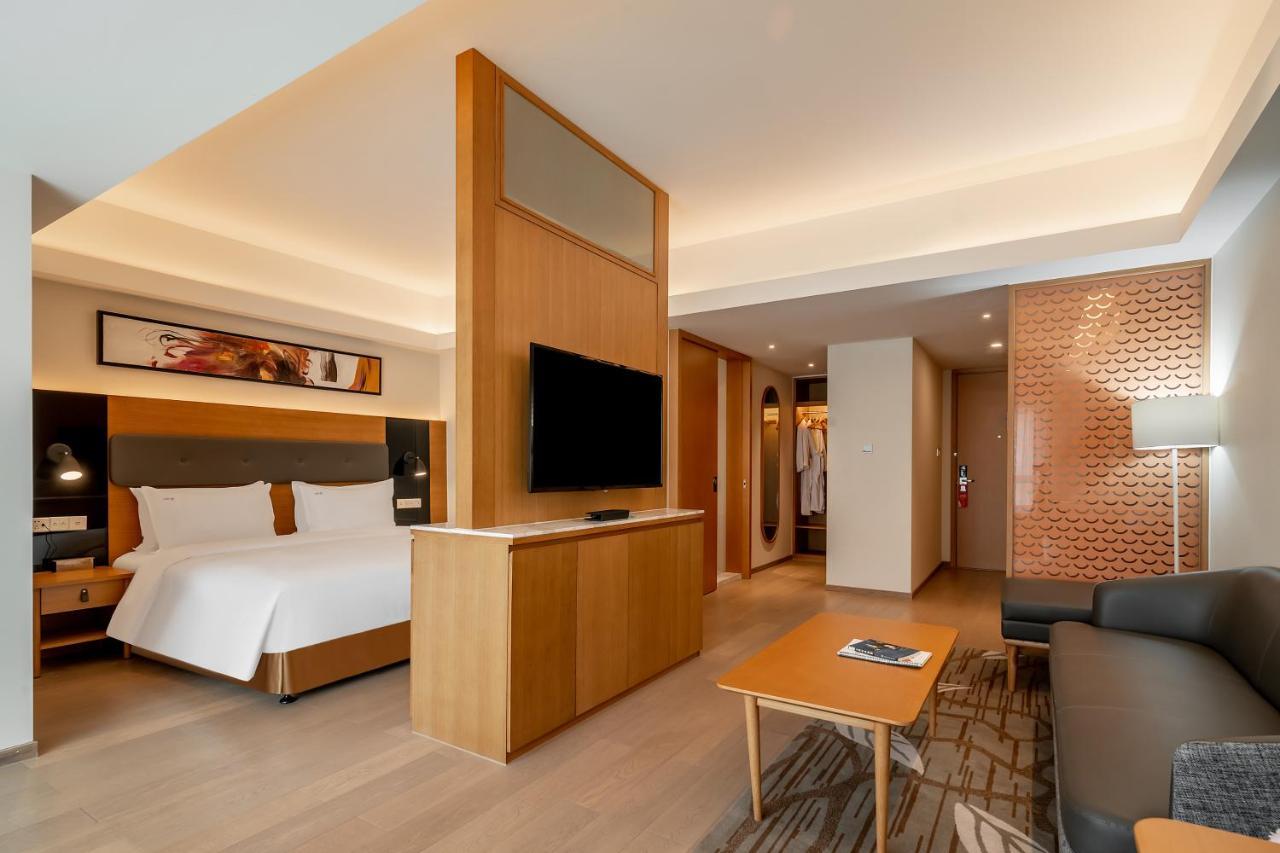 Holiday Inn Shanghai Hongqiao Central, An Ihg Hotel מראה חיצוני תמונה