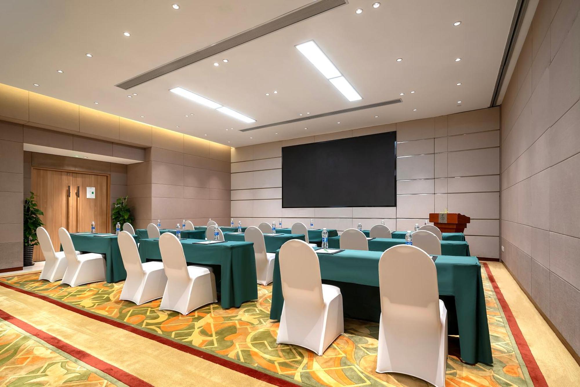 Holiday Inn Shanghai Hongqiao Central, An Ihg Hotel מראה חיצוני תמונה